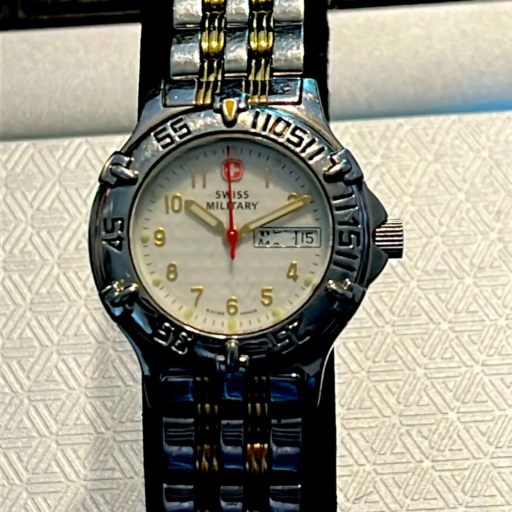 Vintage 90’s Woman’s Swiss Military Watch